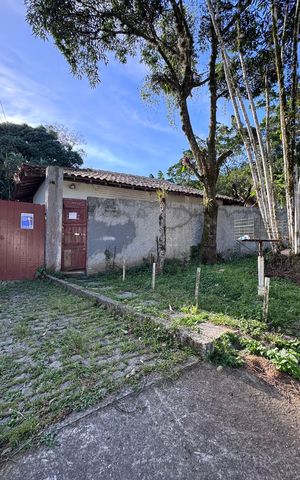 Casa à venda com 5000m², 2 quartos e 5 vagas