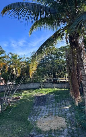 Casa à venda com 5000m², 2 quartos e 5 vagas Casa à venda com 5000m², 2 quartos e 5 vagasVaranda