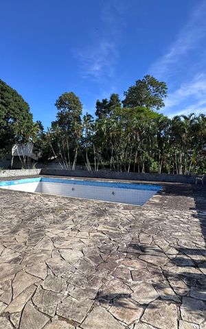 Casa à venda com 5000m², 2 quartos e 5 vagas