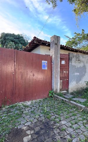 Casa à venda com 5000m², 2 quartos e 5 vagas