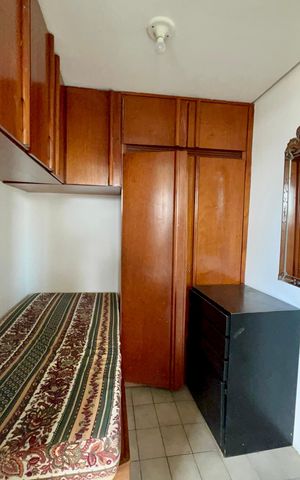 Apartamento à venda com 250m², 3 quartos e 4 vagas Apartamento à venda com 250m², 3 quartos e 4 vagasQuarto de Serviço