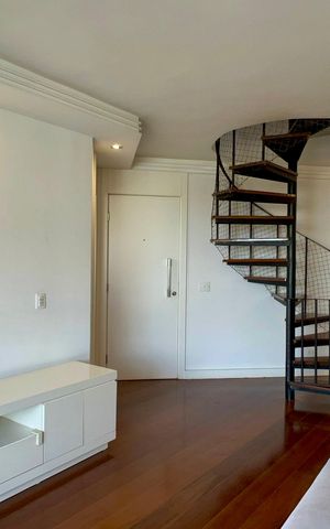 Apartamento à venda com 250m², 3 quartos e 4 vagas Apartamento à venda com 250m², 3 quartos e 4 vagasSala