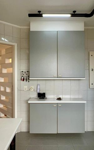 Apartamento à venda com 250m², 3 quartos e 4 vagas Apartamento à venda com 250m², 3 quartos e 4 vagasCozinha