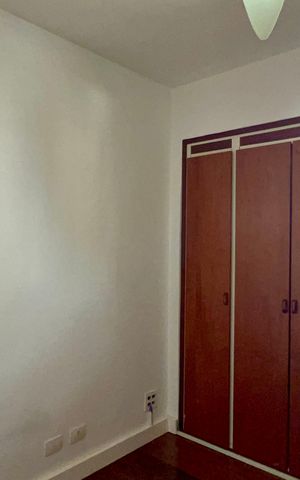 Apartamento à venda com 250m², 3 quartos e 4 vagas Apartamento à venda com 250m², 3 quartos e 4 vagasQuarto 1