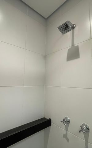 Apartamento à venda com 54m², 2 quartos e 1 vaga Apartamento à venda com 54m², 2 quartos e 1 vagaBanheiro