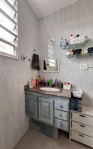 Apartamento à venda com 117m², 2 quartos e sem vaga Apartamento à venda com 117m², 2 quartos e sem vagaBanheiro Social