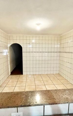 Casa à venda com 92m², 3 quartos e 2 vagas Casa à venda com 92m², 3 quartos e 2 vagasCozinha