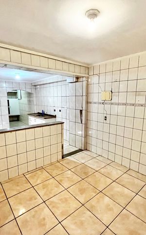 Casa à venda com 92m², 3 quartos e 2 vagas Casa à venda com 92m², 3 quartos e 2 vagasCozinha