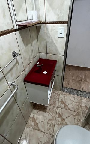 Casa à venda com 92m², 3 quartos e 2 vagas Casa à venda com 92m², 3 quartos e 2 vagasBanheiro de serviço