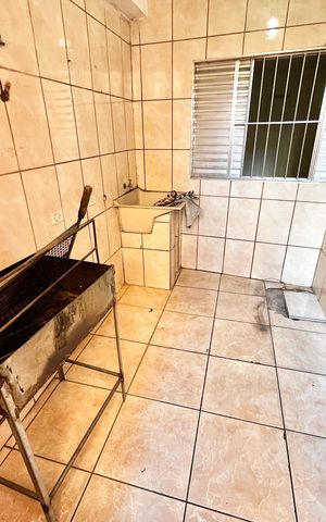 Casa à venda com 92m², 3 quartos e 2 vagas Casa à venda com 92m², 3 quartos e 2 vagasÁrea de Serviço