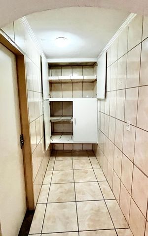 Casa à venda com 92m², 3 quartos e 2 vagas Casa à venda com 92m², 3 quartos e 2 vagasDespensa