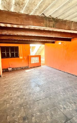 Casa à venda com 92m², 3 quartos e 2 vagas Casa à venda com 92m², 3 quartos e 2 vagasVaranda gourmet
