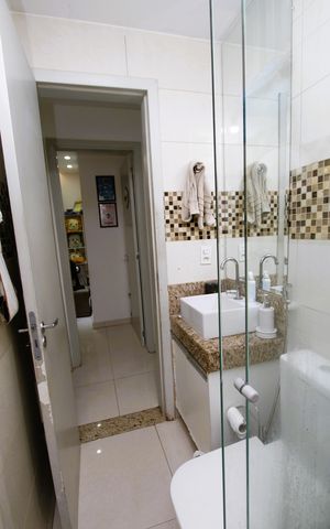 Apartamento à venda com 90m², 2 quartos e 1 vagaBanheiro Social