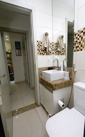 Apartamento à venda com 90m², 2 quartos e 1 vagaBanheiro Social
