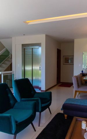 Casa de condomínio à venda com 500m², 4 quartos e 3 vagas