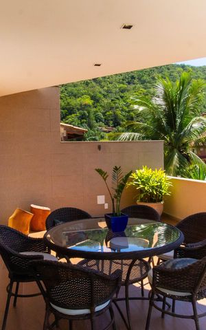Casa de condomínio à venda com 500m², 4 quartos e 3 vagas
