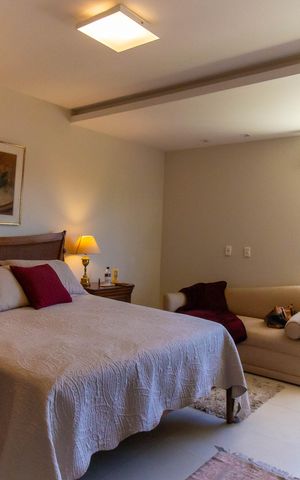 Casa de condomínio à venda com 500m², 4 quartos e 3 vagas