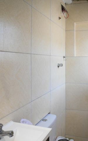 Casa para alugar com 200m², 2 quartos e sem vaga Casa para alugar com 200m², 2 quartos e sem vagaBanheiro 2