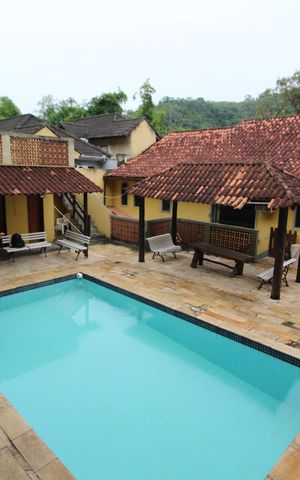 Casa de condomínio à venda com 392m², 4 quartos e 2 vagasÁrea Externa