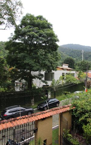 Casa de condomínio à venda com 392m², 4 quartos e 2 vagasSuíte 3 - Vista