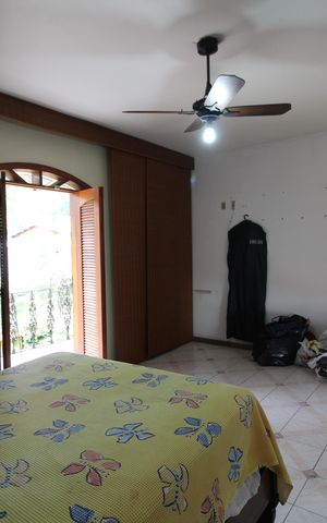 Casa de condomínio à venda com 392m², 4 quartos e 2 vagasSuíte 3