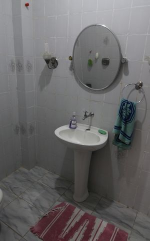 Casa de condomínio à venda com 392m², 4 quartos e 2 vagasLavabo 1