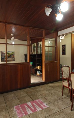 Casa de condomínio à venda com 392m², 4 quartos e 2 vagasSala 1