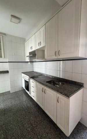 Apartamento à venda com 175m², 3 quartos e 2 vagascozinha