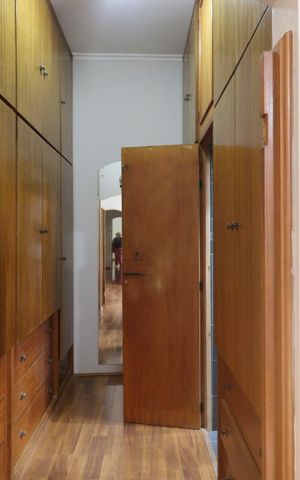 Casa para alugar com 900m², 5 quartos e sem vaga Casa para alugar com 900m², 5 quartos e sem vagaSuíte 3