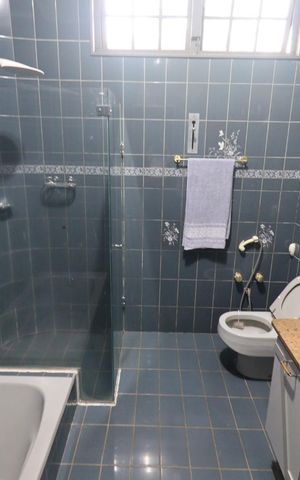 Casa para alugar com 900m², 5 quartos e sem vaga Casa para alugar com 900m², 5 quartos e sem vagaBanheiro da Suíte 3
