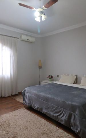 Casa para alugar com 900m², 5 quartos e sem vaga Casa para alugar com 900m², 5 quartos e sem vagaSuíte 1