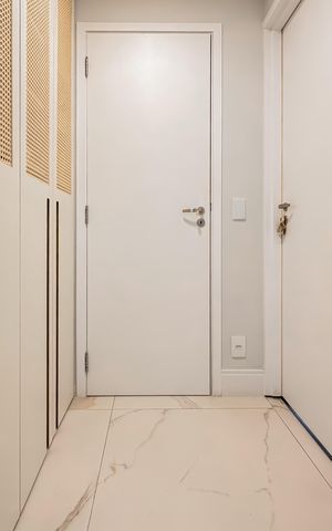 Apartamento à venda com 85m², 2 quartos e 2 vagas Apartamento à venda com 85m², 2 quartos e 2 vagasCorredor