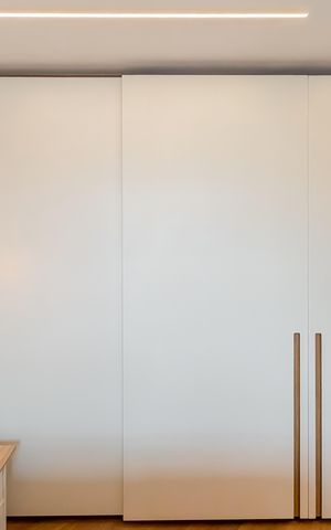 Apartamento à venda com 85m², 2 quartos e 2 vagas Apartamento à venda com 85m², 2 quartos e 2 vagasSuíte 2 - Armários