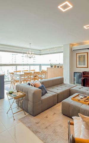 Apartamento à venda com 85m², 2 quartos e 2 vagas Apartamento à venda com 85m², 2 quartos e 2 vagasSala
