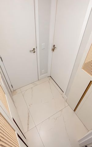 Apartamento à venda com 85m², 2 quartos e 2 vagas Apartamento à venda com 85m², 2 quartos e 2 vagasCorredor