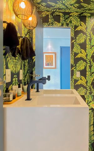 Apartamento à venda com 85m², 2 quartos e 2 vagas Apartamento à venda com 85m², 2 quartos e 2 vagasLavabo
