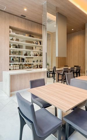 Apartamento à venda com 85m², 2 quartos e 2 vagas Apartamento à venda com 85m², 2 quartos e 2 vagasSalão de Festas