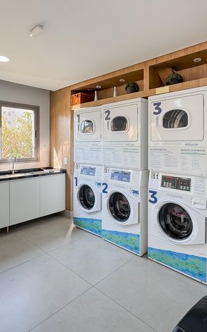 Apartamento à venda com 85m², 2 quartos e 2 vagas Apartamento à venda com 85m², 2 quartos e 2 vagasLavanderia
