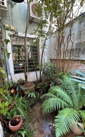 Casa à venda com 300m², 5 quartos e 4 vagas