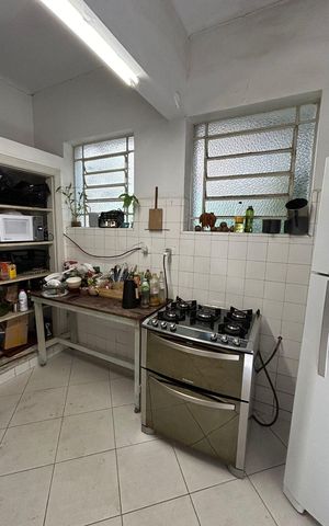 Casa à venda com 300m², 5 quartos e 4 vagas