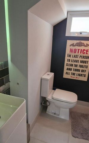 Casa de condomínio à venda com 191m², 4 quartos e 4 vagas
