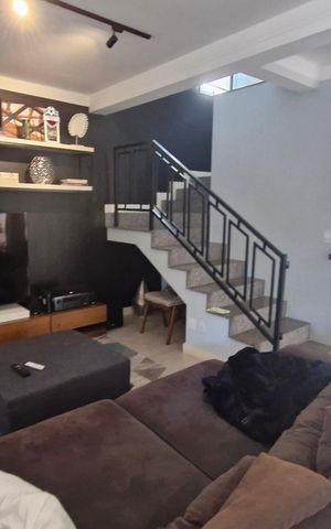 Casa de condomínio à venda com 191m², 4 quartos e 4 vagas