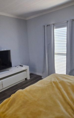 Casa de condomínio à venda com 191m², 4 quartos e 4 vagas