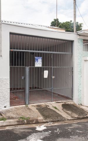 Casa para alugar com 80m², 1 quarto e 1 vagaFrente
