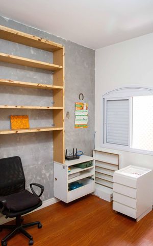 Casa à venda com 180m², 3 quartos e 2 vagasQuarto 2