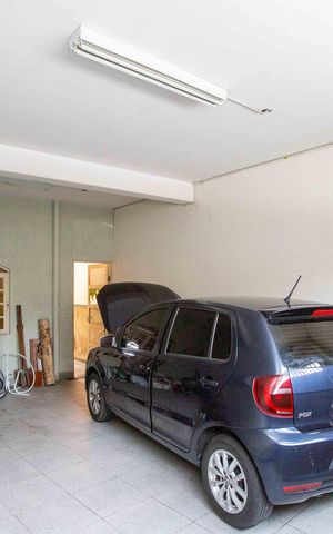 Casa à venda com 180m², 3 quartos e 2 vagasGaragem