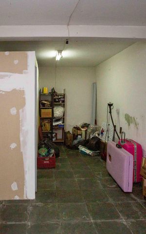 Casa à venda com 180m², 3 quartos e 2 vagasSalão