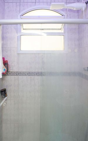 Casa à venda com 180m², 3 quartos e 2 vagasBanheiro Social
