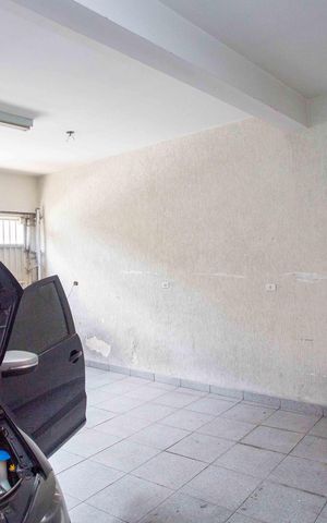 Casa à venda com 180m², 3 quartos e 2 vagasGaragem