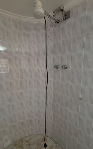 Casa à venda com 265m², 3 quartos e 2 vagasBanheiro da Suíte